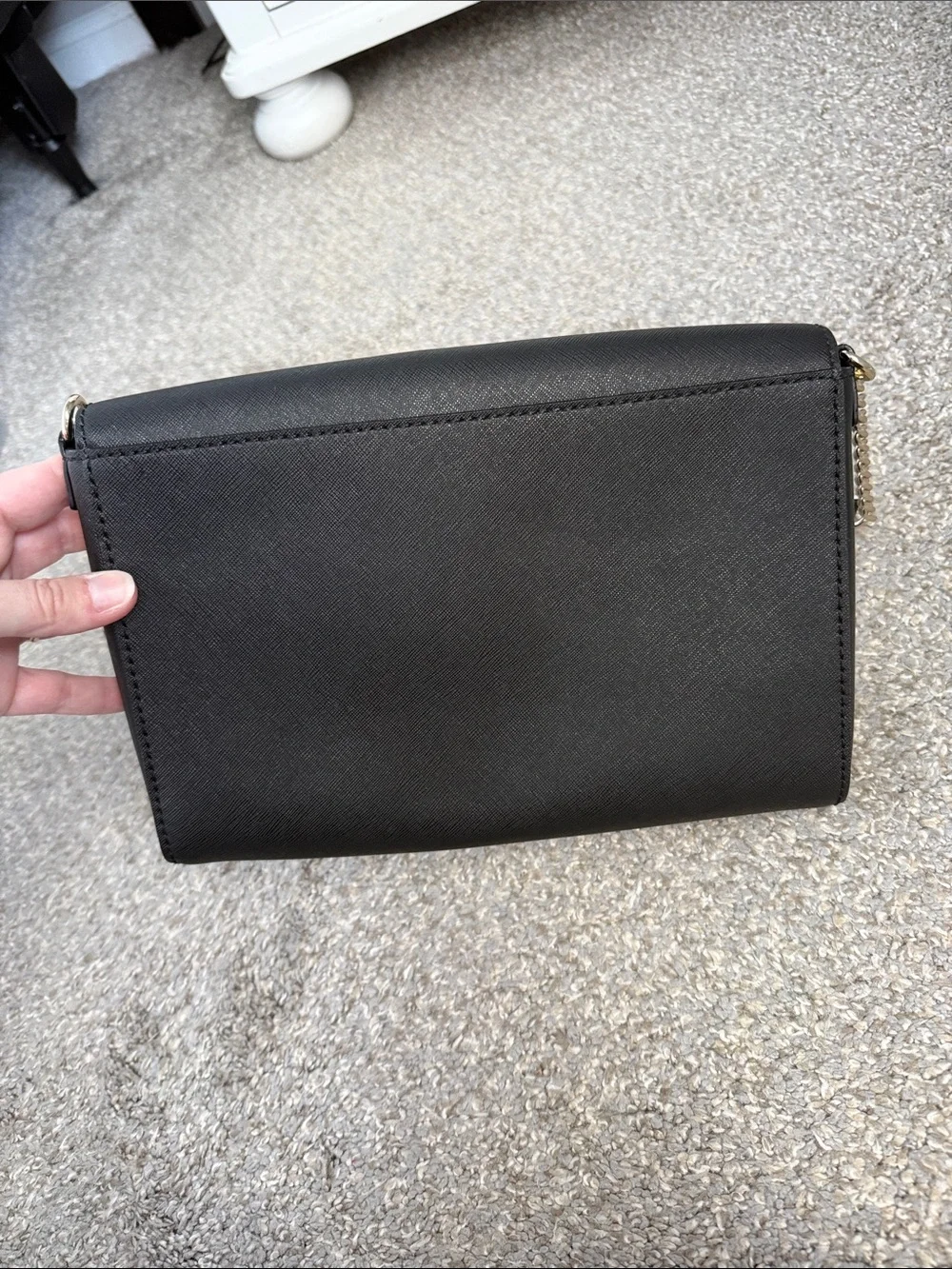 kate spade black crossbody bag with gold chain